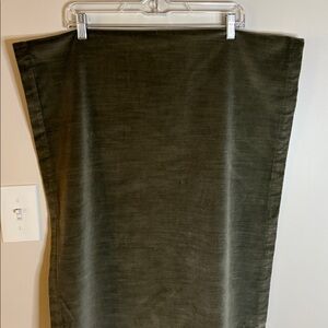 Pottery Barn NWOT Green Velveteen Table Runner 22”W X 108”L
